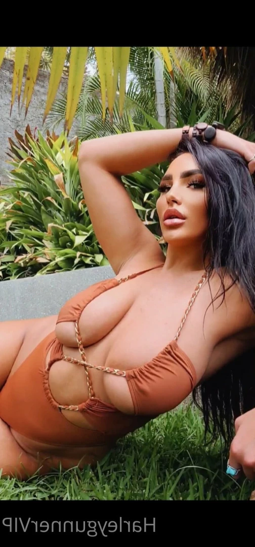 6ft BIG BUSH Amazon🥵💦 [ harleygunnervip ] Onlyfans leaked photo 14578695 on Hotleaks.tv