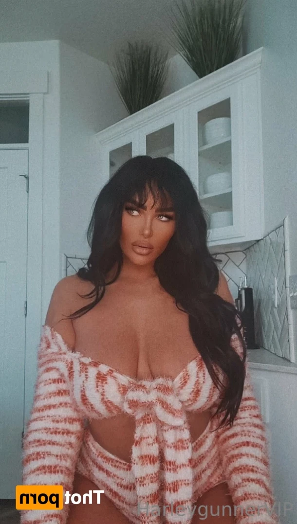 6ft BIG BUSH Amazon🥵💦 [ harleygunnervip ] Onlyfans leaked photo 14578836 on Hotleaks.tv