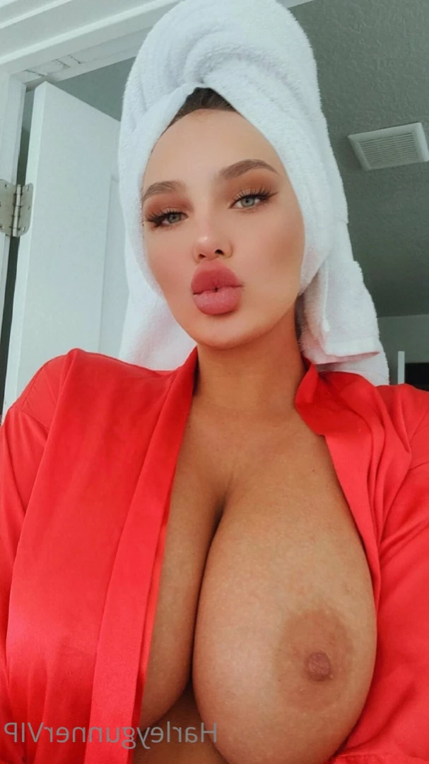 6ft BIG BUSH Amazon🥵💦 [ harleygunnervip ] Onlyfans leaked photo 14579085 on Hotleaks.tv
