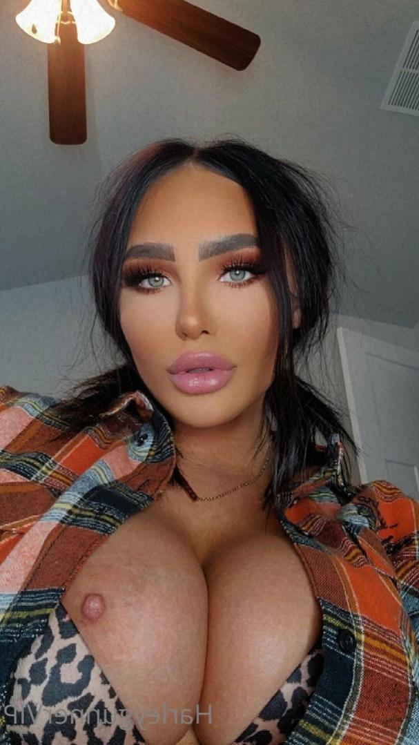 6ft BIG BUSH Amazon🥵💦 [ harleygunnervip ] Onlyfans leaked photo 15477480 on Hotleaks.tv