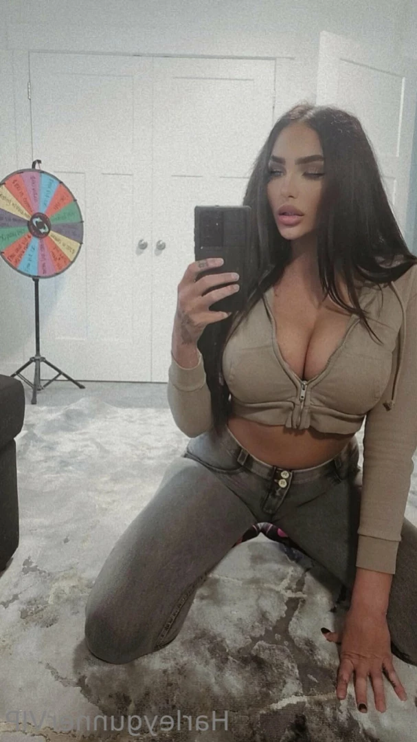 6ft BIG BUSH Amazon🥵💦 [ harleygunnervip ] Onlyfans leaked photo 15966294 on Hotleaks.tv