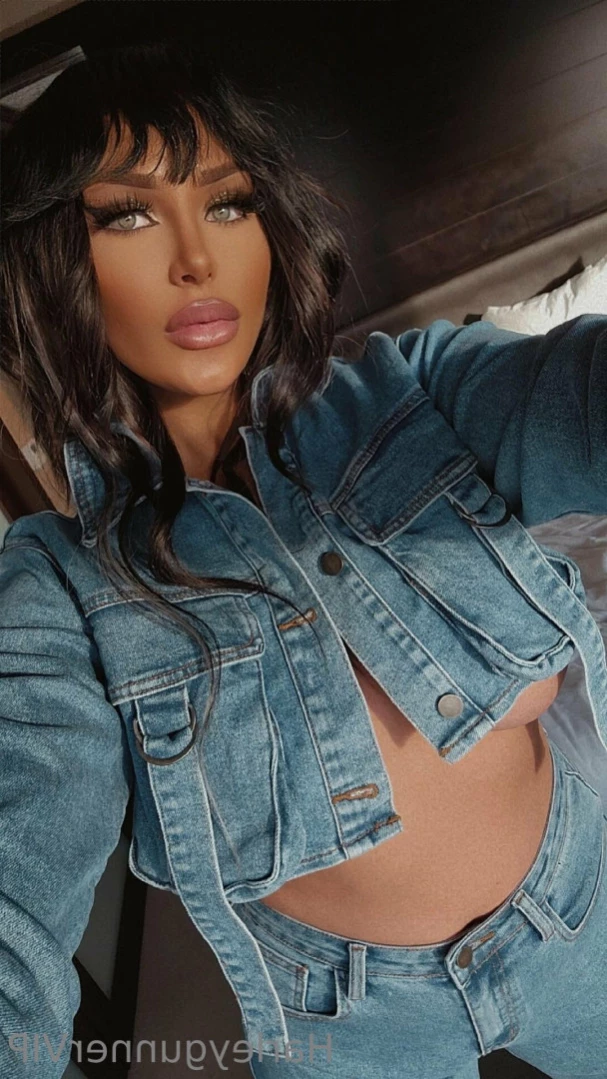 6ft BIG BUSH Amazon🥵💦 [ harleygunnervip ] Onlyfans leaked photo 15994707 on Hotleaks.tv