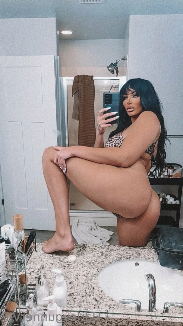 6ft BIG BUSH Amazon🥵💦 [ harleygunnervip ] Onlyfans leaked photo 16196651 on Hotleaks.tv
