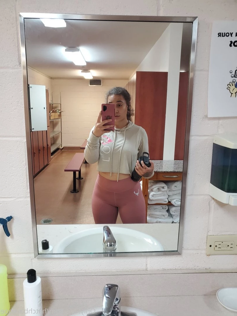 EMM LOOMIS [ hatchbackhoe ] Onlyfans leaked photo 3677259 on Hotleaks.tv