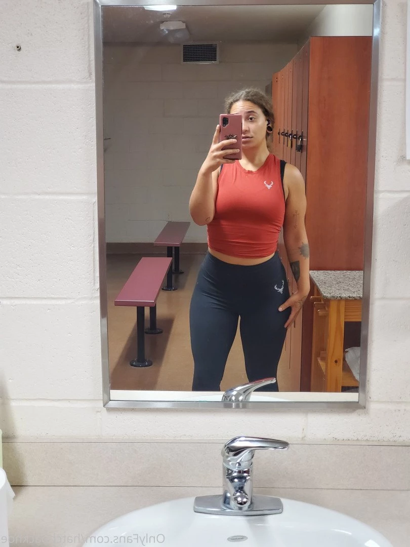 EMM LOOMIS [ hatchbackhoe ] Onlyfans leaked photo 3679966 on Hotleaks.tv