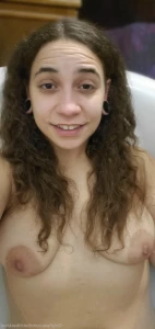 5893564