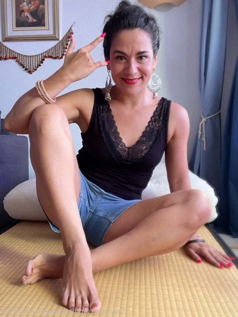 Goddess hatha  sexy feet and soles [ goddesshathafeet ] Onlyfans leaked photo 3310945 on Hotleaks.tv
