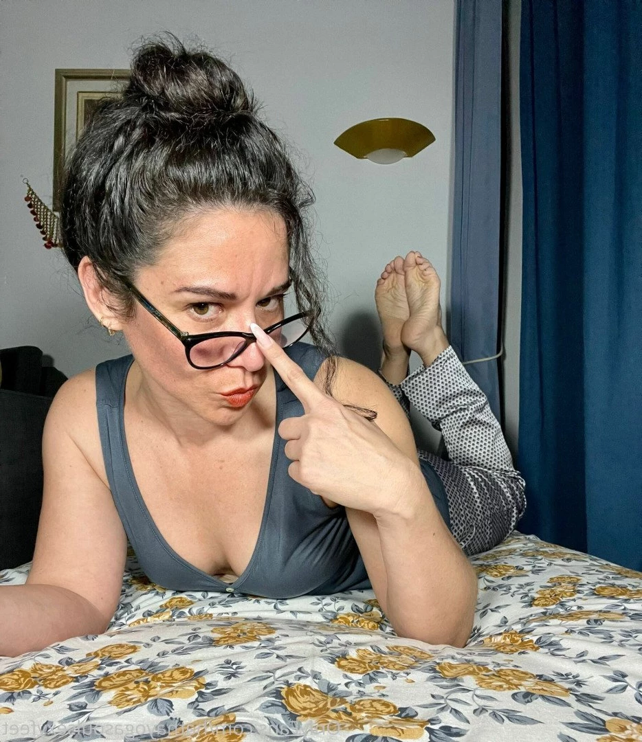 Goddess hatha  sexy feet and soles [ goddesshathafeet ] Onlyfans leaked photo 3311070 on Hotleaks.tv
