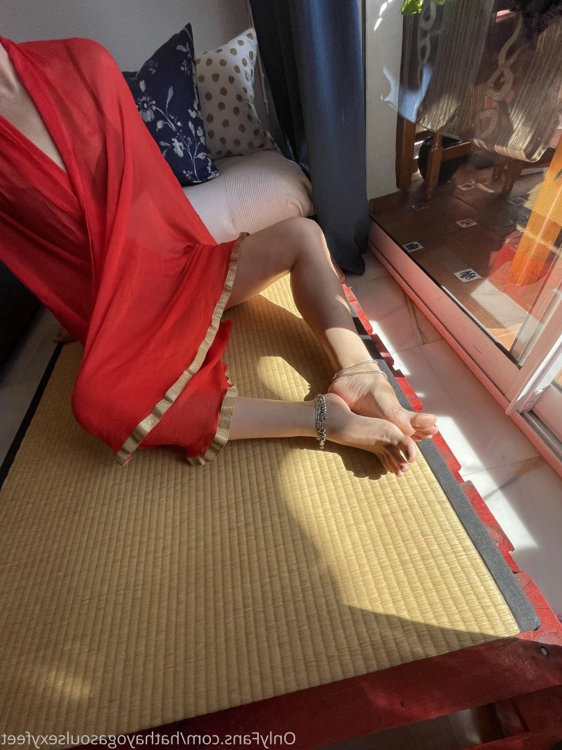 Goddess hatha  sexy feet and soles [ goddesshathafeet ] Onlyfans leaked photo 3311754 on Hotleaks.tv
