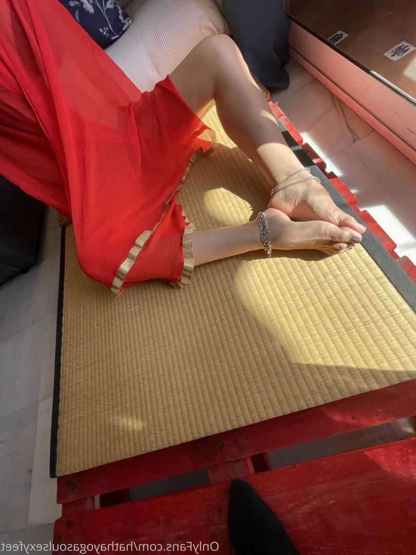 Goddess hatha  sexy feet and soles [ goddesshathafeet ] Onlyfans leaked photo 3312024 on Hotleaks.tv
