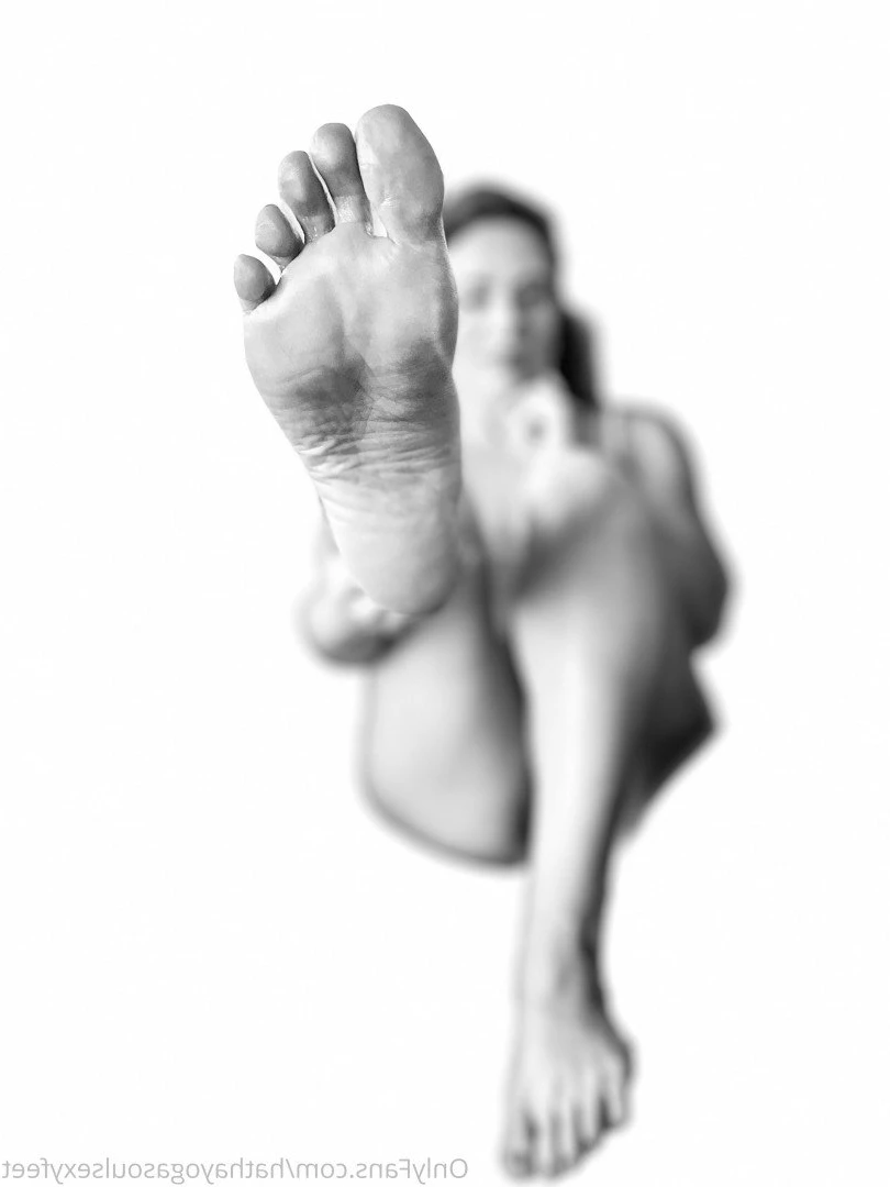 Goddess hatha  sexy feet and soles [ goddesshathafeet ] Onlyfans leaked photo 3312378 on Hotleaks.tv