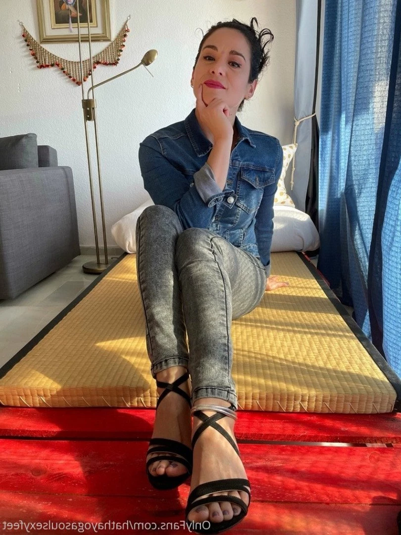 Goddess hatha  sexy feet and soles [ goddesshathafeet ] Onlyfans leaked photo 3313338 on Hotleaks.tv
