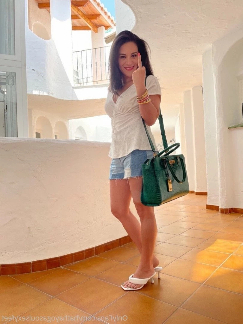 Goddess hatha  sexy feet and soles [ goddesshathafeet ] Onlyfans leaked photo 3313666 on Hotleaks.tv