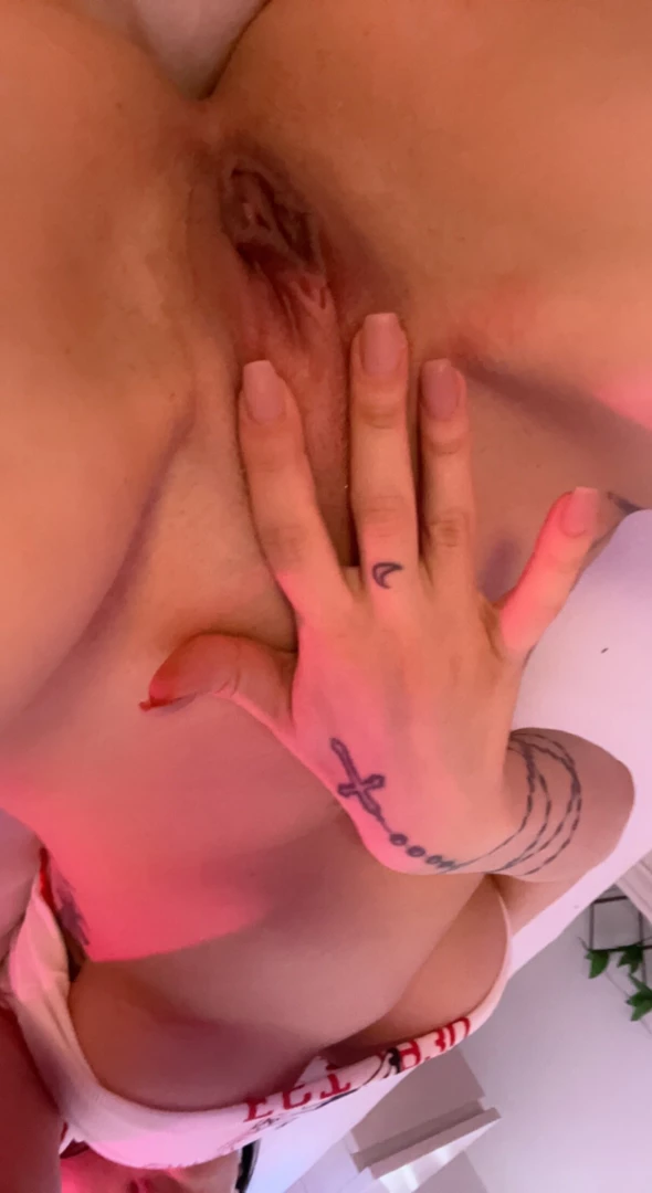 E Z Z Y ♡︎ [ cutexezra ] Onlyfans leaked photo 18419275 on Hotleaks.tv