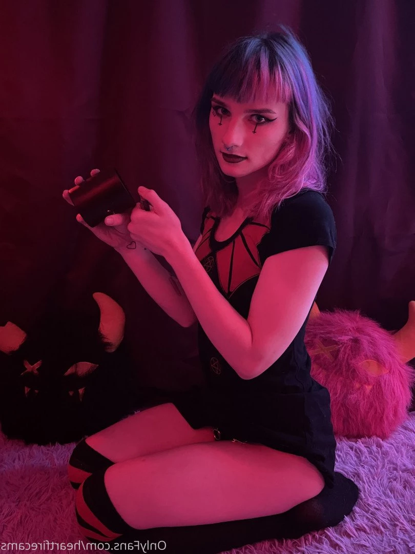 HeartFire [ heartfirecams ] Onlyfans leaked photo 3343683 on Hotleaks.tv