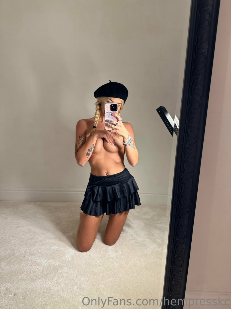 Kaya 🍓 read my bio 💕 [ hempresskc ] Onlyfans leaked photo 16602451 on Hotleaks.tv