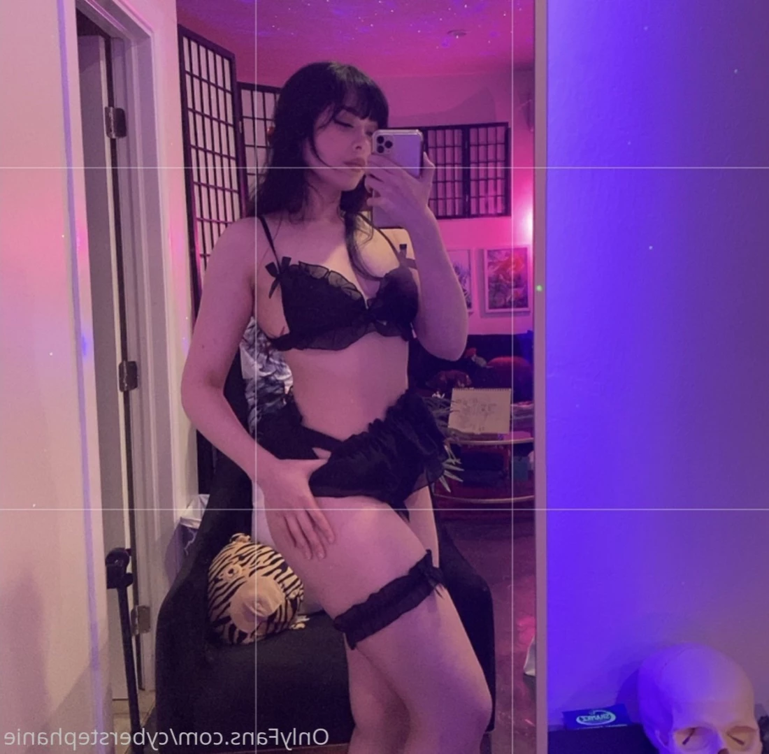 steph [ cyberstephanie ] Onlyfans leaked photo 16191207 on Hotleaks.tv