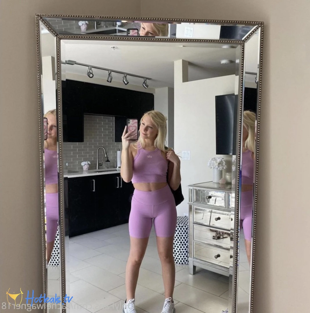 hollyanderson18 Onlyfans leaked photo 3303232 on Hotleaks.tv