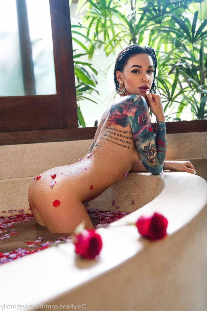 Creamy Pierced Pussy💦 [ holylovesmolly ] Onlyfans leaked photo 3365996 on Hotleaks.tv