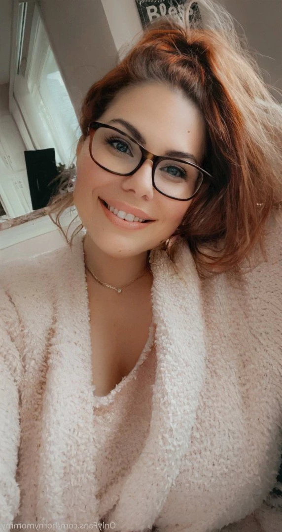 𝗬𝗢𝗨𝗥 𝗡𝗔𝗨𝗚𝗛𝗧𝗬 𝗦𝗧𝗘𝗣-𝗠𝗢𝗠 (31Y/O) [ hornymommy ] Onlyfans leaked photo 3297286 on Hotleaks.tv