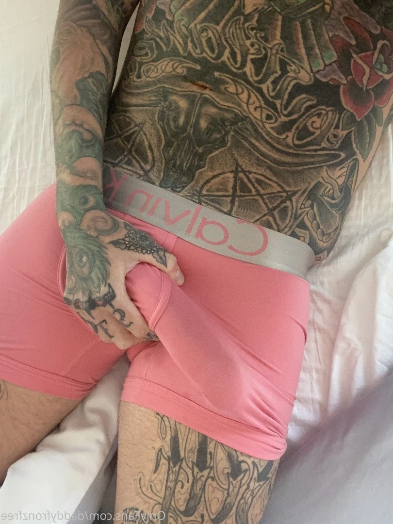 Daddy Fronz [ daddyfronzfree ] Onlyfans leaked photo 292711 on Hotleaks.tv