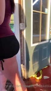 10628057