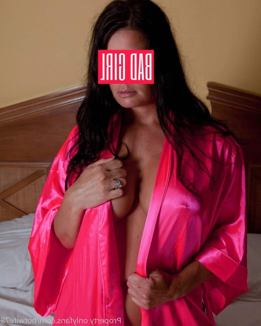 ♋𝐇𝐨𝐭𝐰𝐢𝐟𝐞 𝐕𝐞𝐧𝐞𝐬𝐬𝐚♋ [ hotwifevenessa ] Onlyfans leaked photo 10286406 on Hotleaks.tv