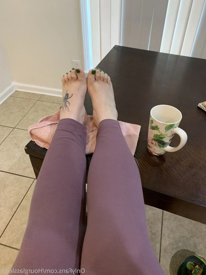 Hourglassleigh [ hourglassleigh1 ] Onlyfans leaked photo 3265357 on Hotleaks.tv