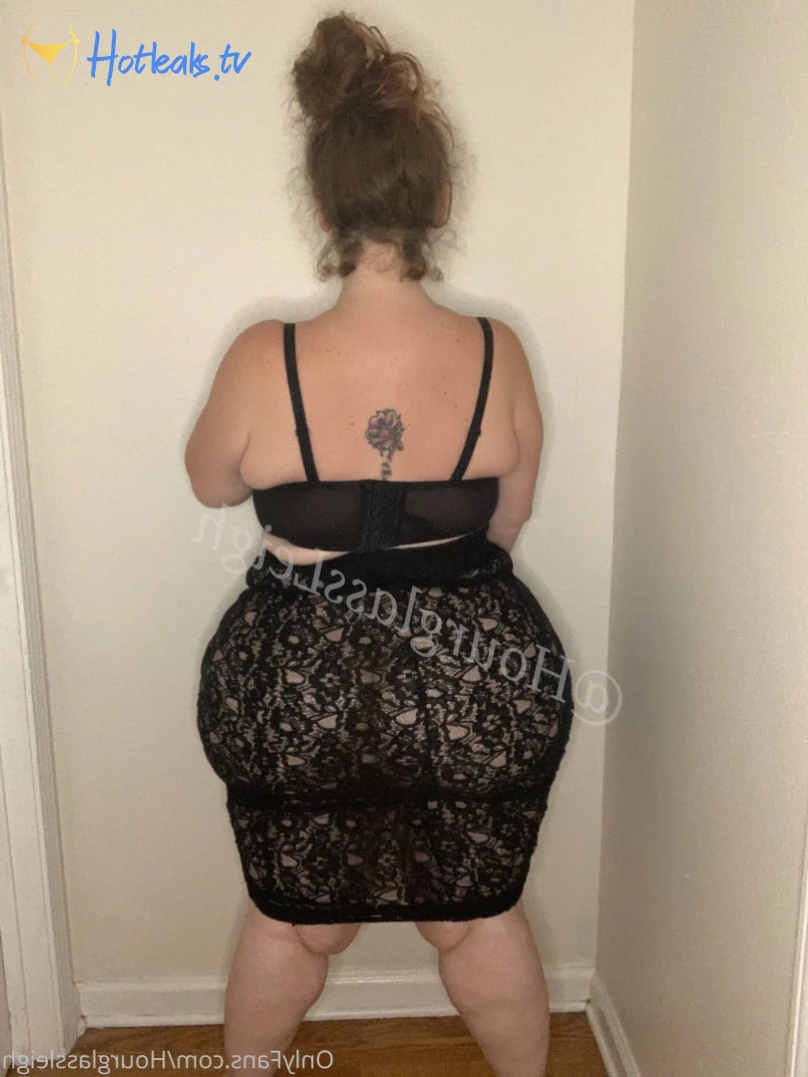 Hourglassleigh [ hourglassleigh1 ] Onlyfans leaked photo 5922095 on Hotleaks.tv