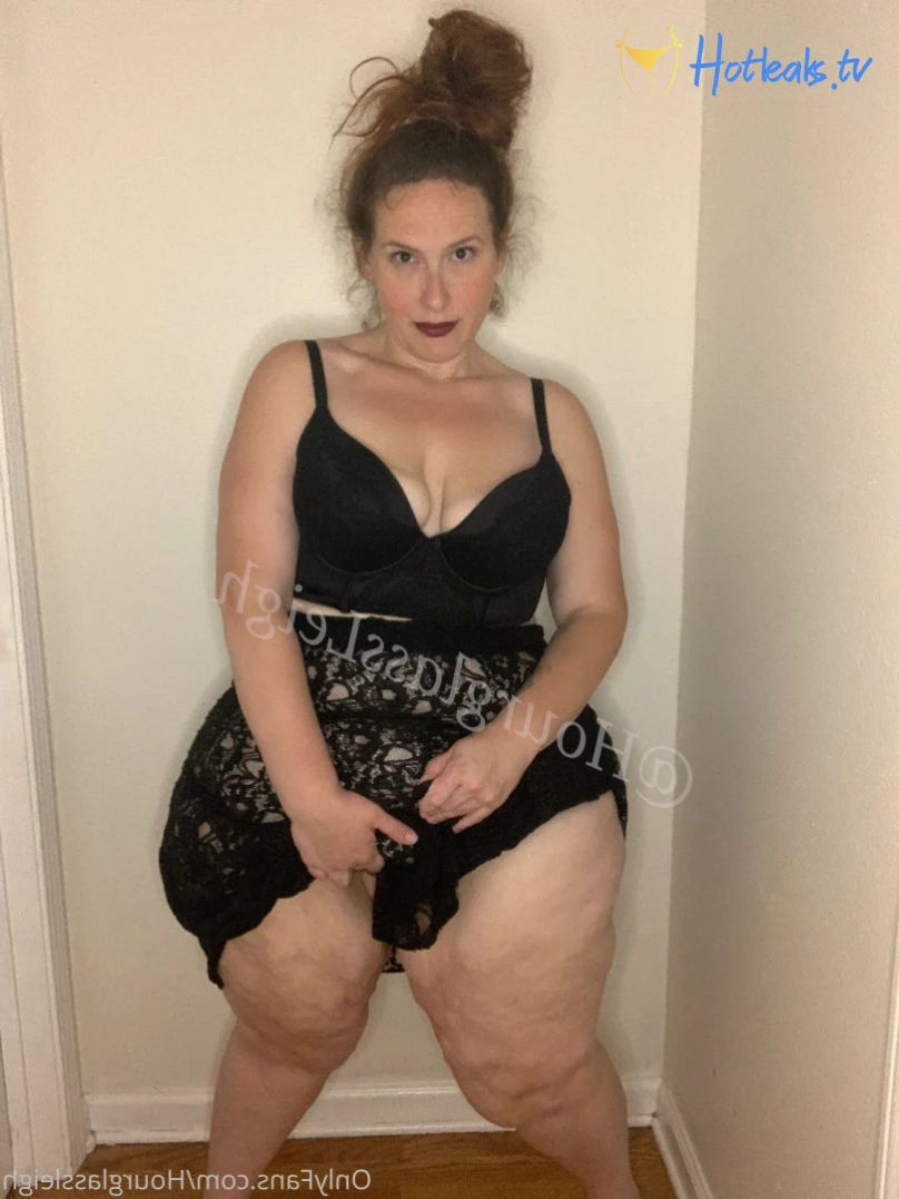 Hourglassleigh [ hourglassleigh1 ] Onlyfans leaked photo 5922602 on Hotleaks.tv