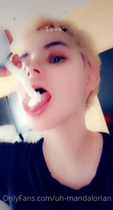 4898504