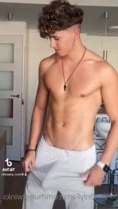 Hung Twink | Top [ hungtwinks ] Onlyfans leaked video 3469966 on Hotleaks.tv