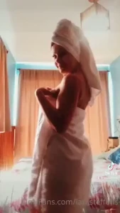 Iara Steffens [ iarasteffens ] Onlyfans leaked video 18307154 on Hotleaks.tv