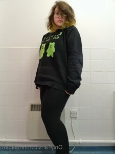3286810