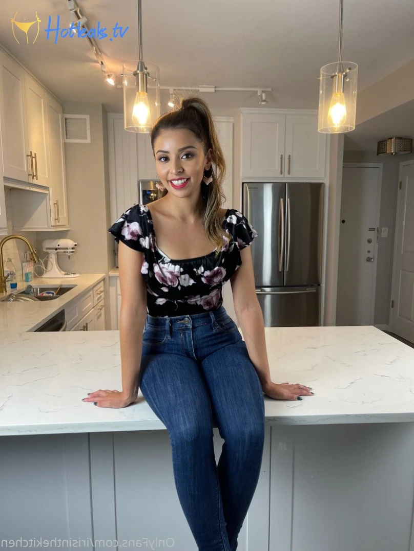 Iris In The Kitchen [ irisinthekitchen ] Onlyfans leaked photo 3342417 on Hotleaks.tv