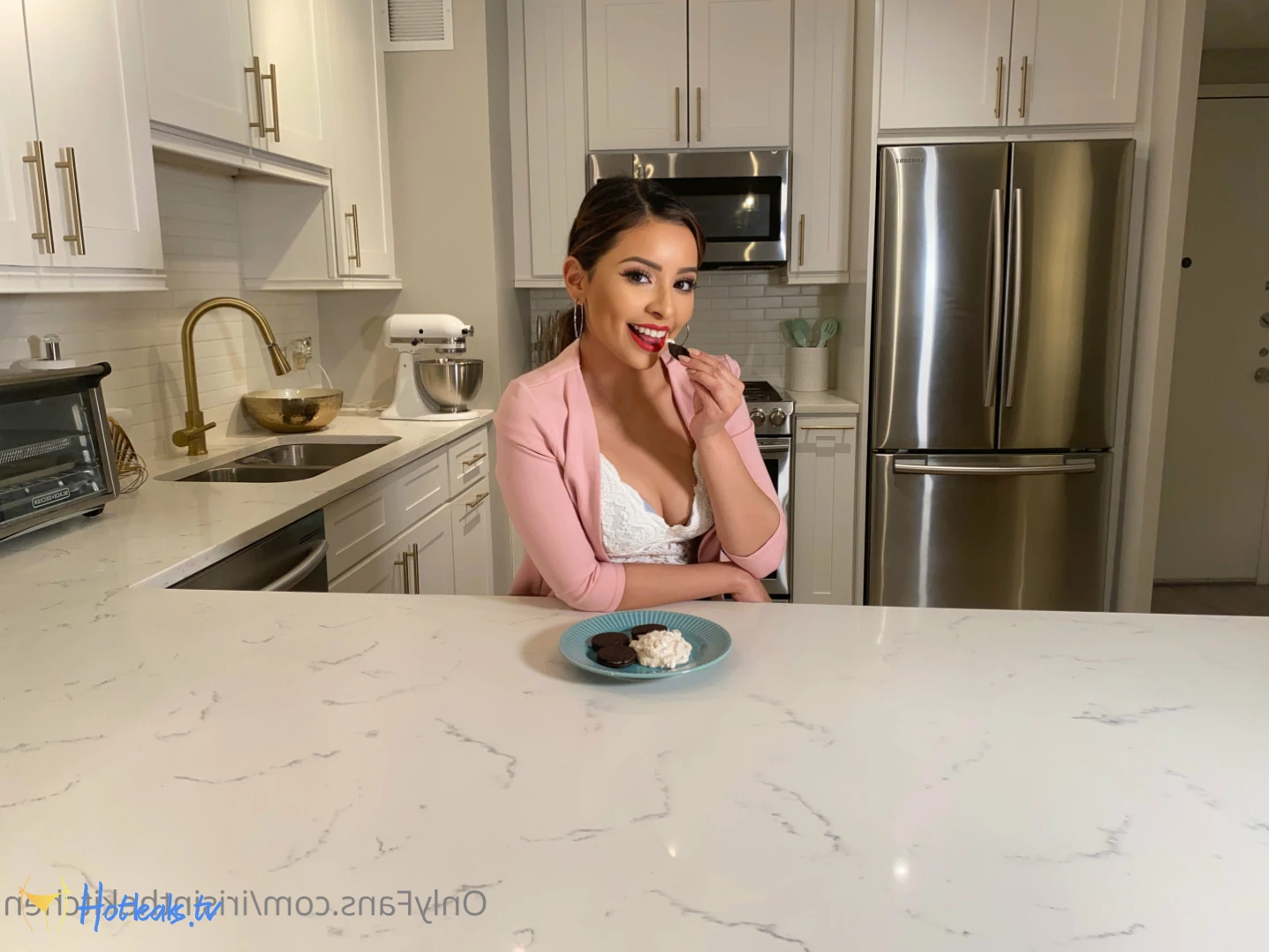 Iris In The Kitchen [ irisinthekitchen ] Onlyfans leaked photo 14968770 on Hotleaks.tv