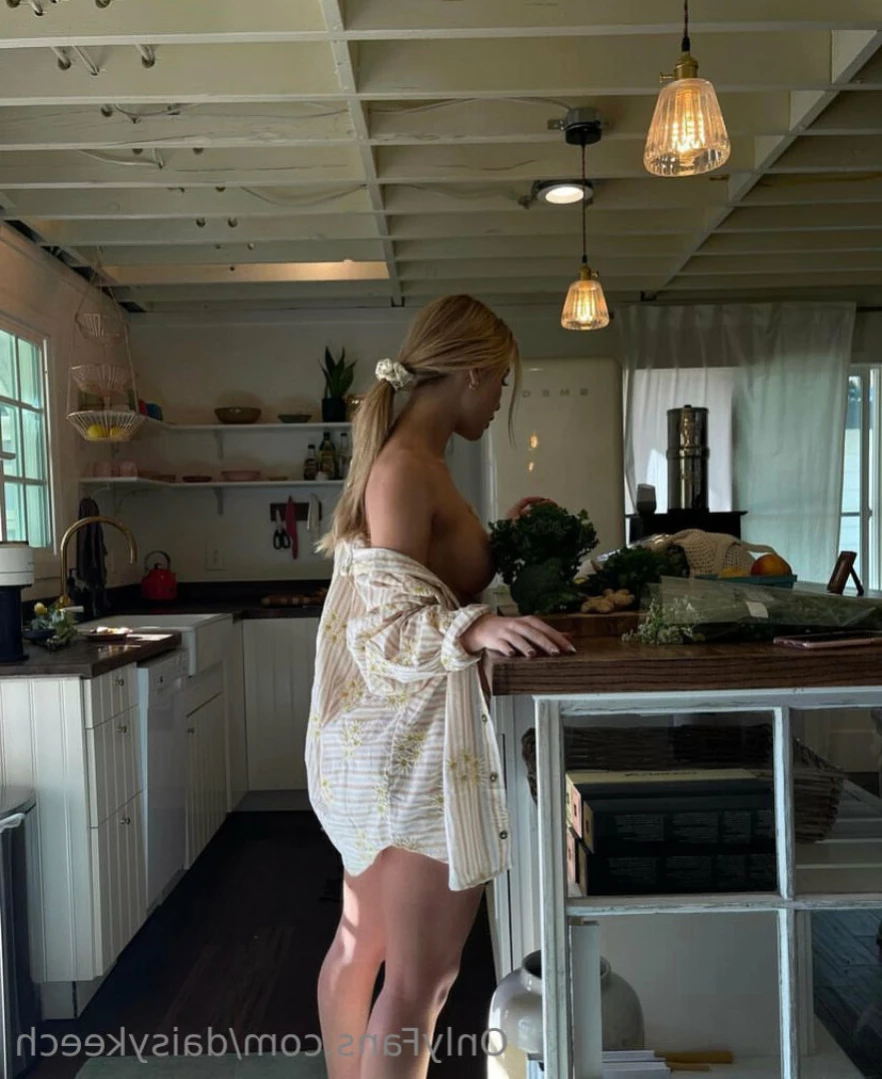 Daisy🌼 [ daisykeech ] Onlyfans leaked photo 12887216 on Hotleaks.tv