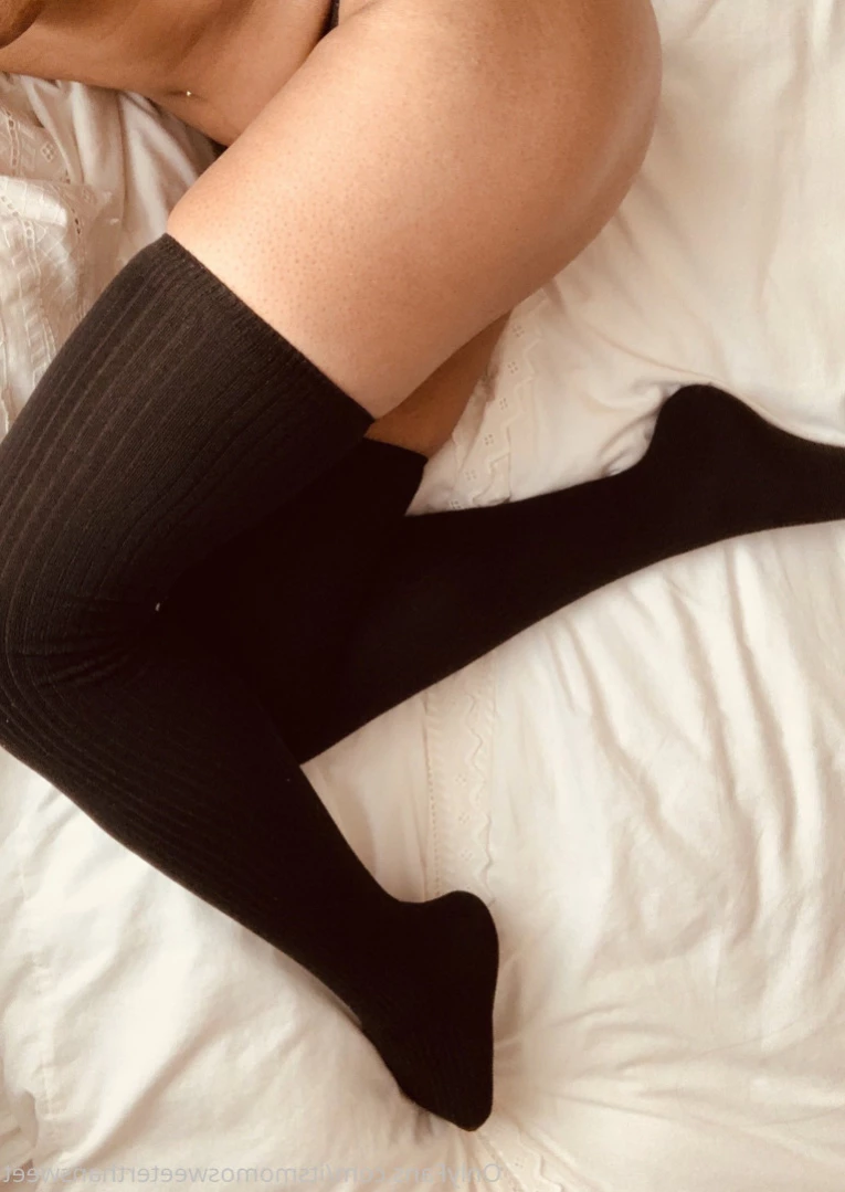 🟢 JUICYINDIAN PUSSY [ itsmomosweeterthansweet ] Onlyfans leaked photo 14595143 on Hotleaks.tv