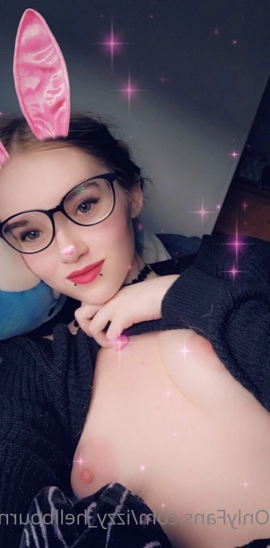 Izzy Hellbourne [ izzy_hellbourne ] Onlyfans leaked photo 3340088 on Hotleaks.tv