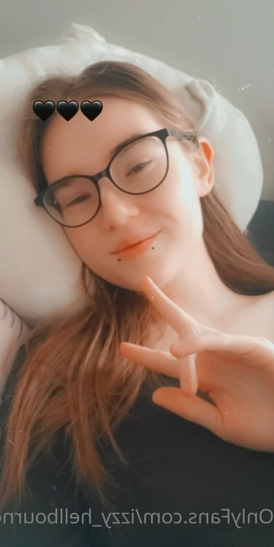 Izzy Hellbourne [ izzy_hellbourne ] Onlyfans leaked photo 6262125 on Hotleaks.tv