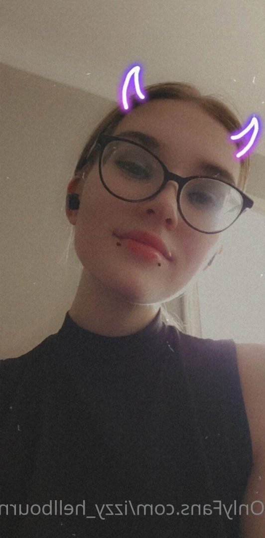 Izzy Hellbourne [ izzy_hellbourne ] Onlyfans leaked photo 6263176 on Hotleaks.tv