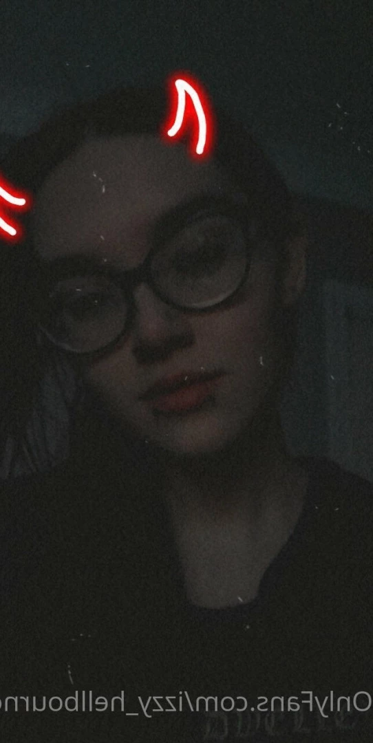 Izzy Hellbourne [ izzy_hellbourne ] Onlyfans leaked photo 6263807 on Hotleaks.tv