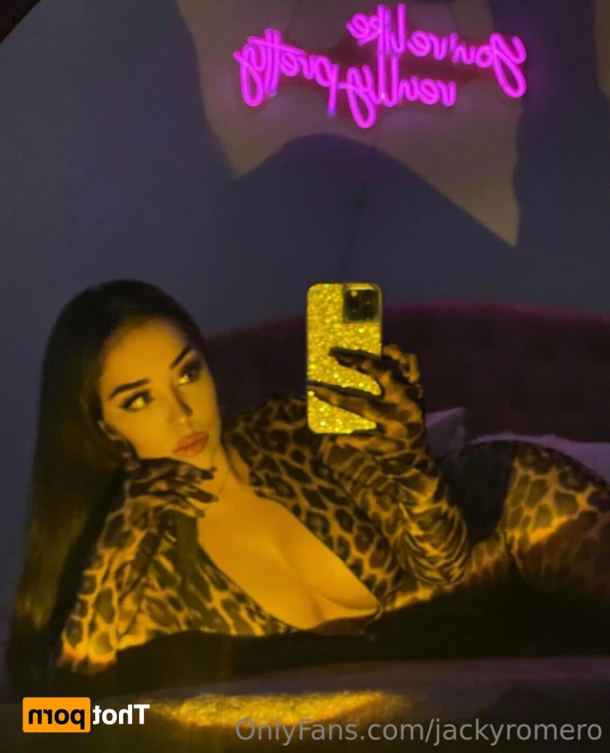 Jaqueline 💜 [ jackyromero ] Onlyfans leaked photo 14428079 on Hotleaks.tv