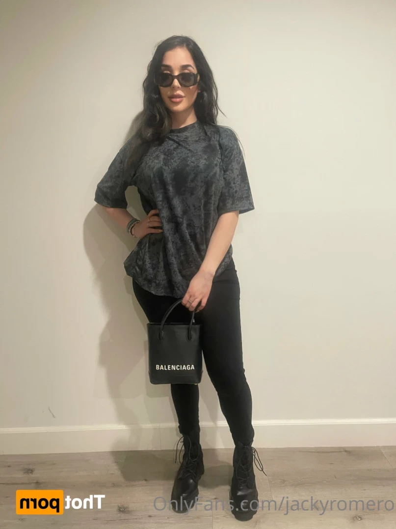Jaqueline 💜 [ jackyromero ] Onlyfans leaked photo 15477024 on Hotleaks.tv