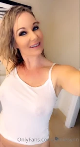 JamieSynn 🔥Hot Cougar🔥 [ jamiesynn ] Onlyfans leaked video 8944039 on Hotleaks.tv