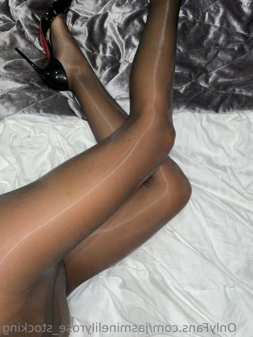 Jasmine Lily 0.81% [ jasminelilyrose_stocking ] Onlyfans leaked photo 14561251 on Hotleaks.tv
