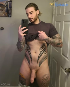 9833021
