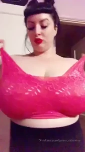 Jenna Valentine [ jenna_valentine ] Onlyfans leaked video 18305720 on Hotleaks.tv