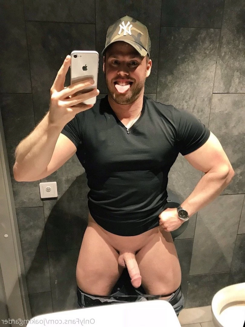 Joakim G [ joakimgarder ] Onlyfans leaked photo 3201904 on Hotleaks.tv