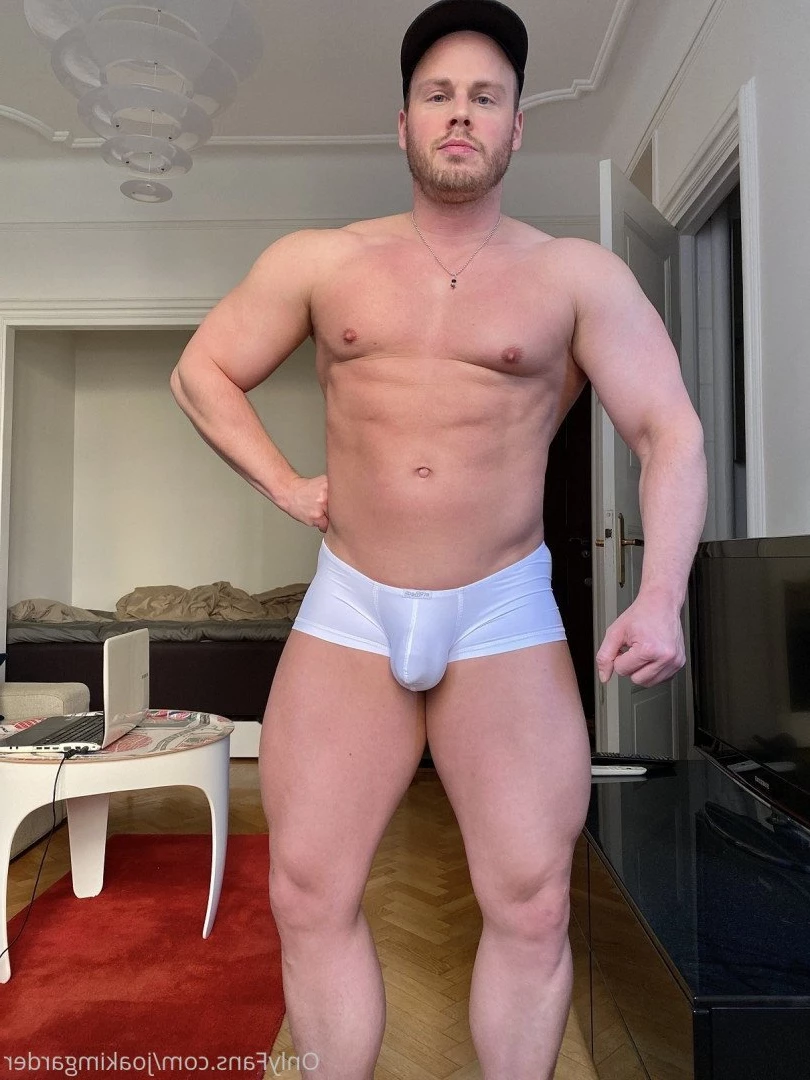 Joakim G [ joakimgarder ] Onlyfans leaked photo 3202645 on Hotleaks.tv